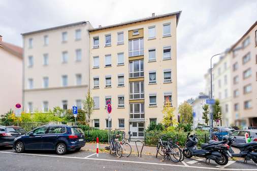 Aussenansicht Aussenansicht - Erdgeschosswohnung in 60316 Frankfurt mit 55m² kaufen