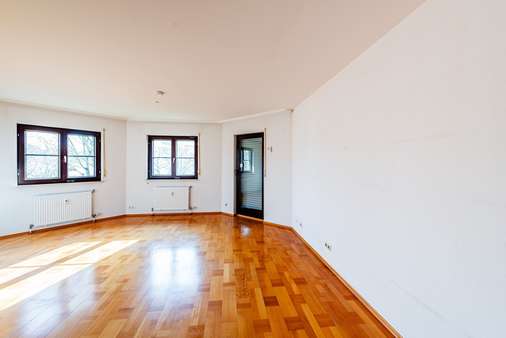 Wohnzimmer Wohnzimmer - Etagenwohnung in 61352 Bad Homburg mit 136m² kaufen