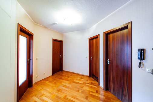 Diele Diele - Etagenwohnung in 61352 Bad Homburg mit 70m² kaufen