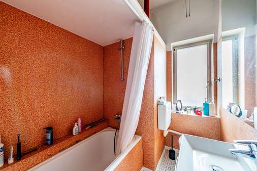 Tageslichtbad Tageslichtbad - Etagenwohnung in 60318 Frankfurt mit 75m² kaufen