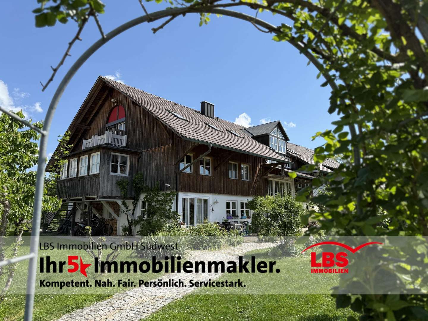 Wunderbarer Ort zum Wohnen! - Zweifamilienhaus in 78359 Orsingen-Nenzingen mit 412m² kaufen