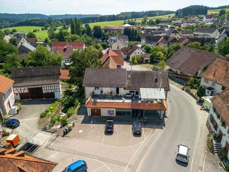 Luftbild  - Zweifamilienhaus in 78357 Mühlingen mit 214m² kaufen