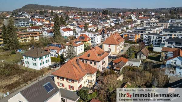 Luftbild - Zweifamilienhaus in 78333 Stockach mit 217m² kaufen