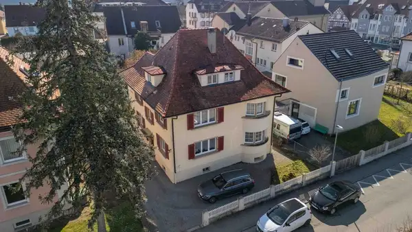 Zweifamilienhaus in stadtnaher Wohnlage 