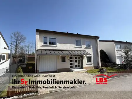 Stadtnahes Wohnhaus im Grünen