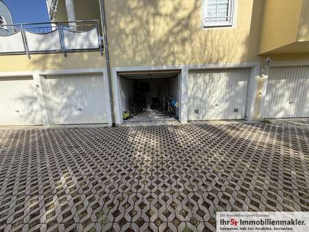 Garage mit Hauszugang - Etagenwohnung in 78253 Eigeltingen mit 80m² kaufen