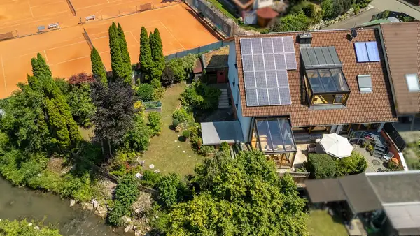 Zuhause ankommen – Großzügige Doppelhaushälfte in herrlicher Lage von Stockach