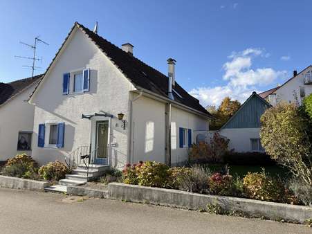 Hausansicht - Einfamilienhaus in 78351 Bodman-Ludwigshafen mit 122m² kaufen