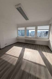 Büro - Bürofläche in 73033 Göppingen mit 230m² mieten