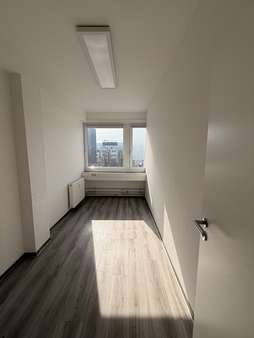 Büro klein - Bürofläche in 73033 Göppingen mit 230m² mieten