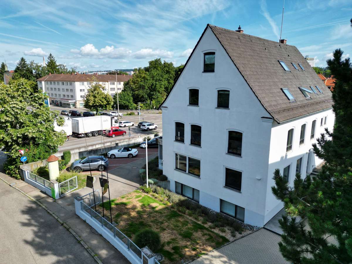 Ansicht - Haus in 89077 Ulm mit 580m² kaufen