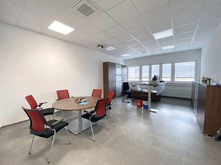 Einzelbüro - Bürohaus in 73072 Donzdorf mit 692m² günstig mieten