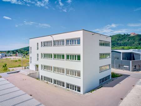 Ansicht 1 - Bürohaus in 73072 Donzdorf mit 347m² günstig mieten