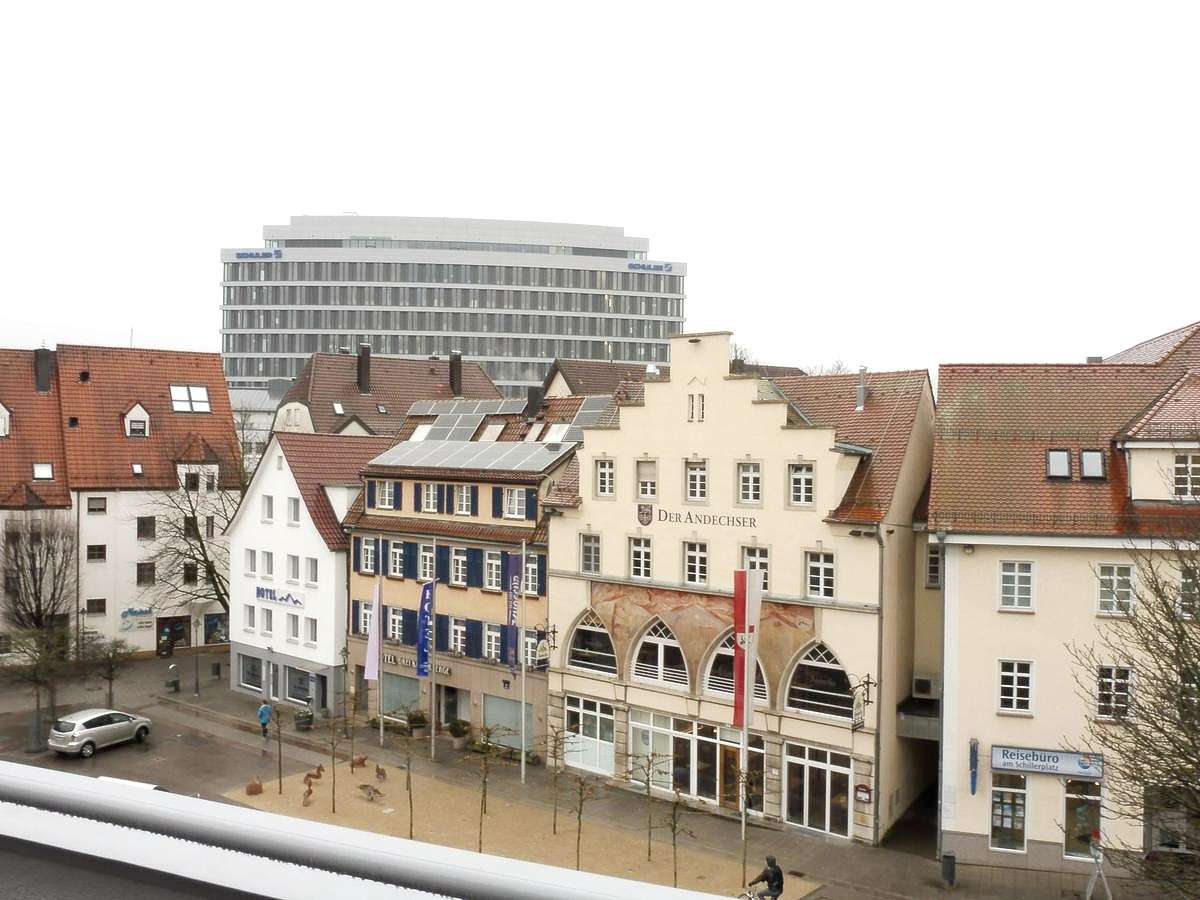 Blick vom Balkon - Bürofläche in 73033 Göppingen mit 130m² günstig mieten