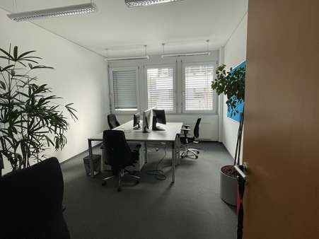 Büro - Bürofläche in 73033 Göppingen mit 243m² mieten