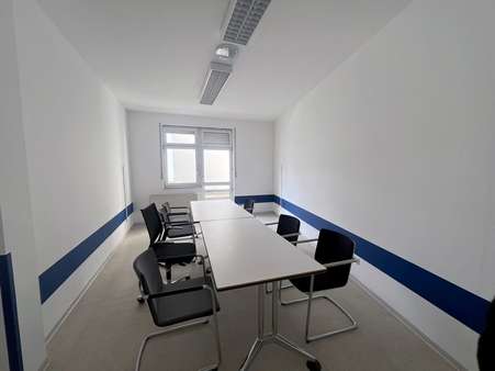 Büro Büro - Praxis in 73033 Göppingen mit 179m² mieten