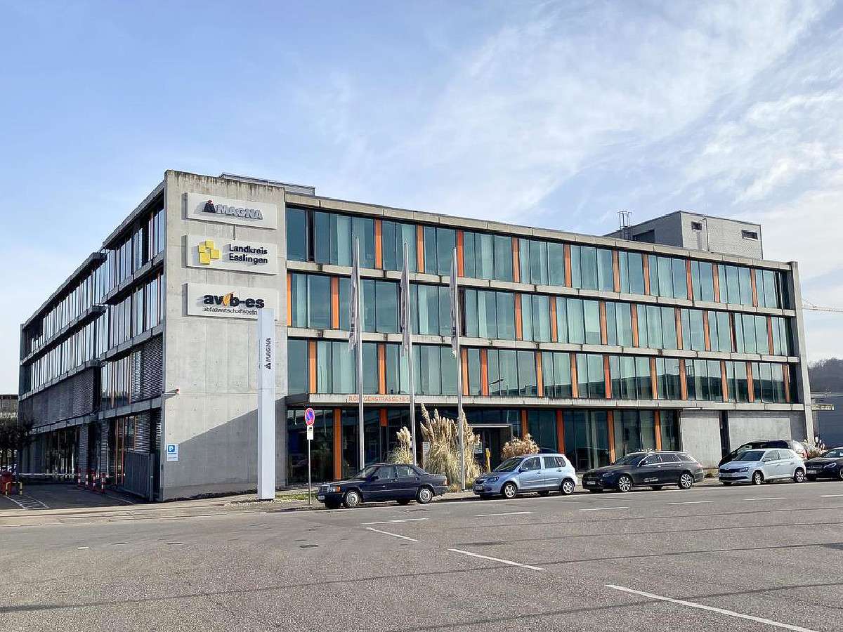 Außenansicht Außenansicht - Service in 73733 Esslingen am Neckar mit 420m² mieten