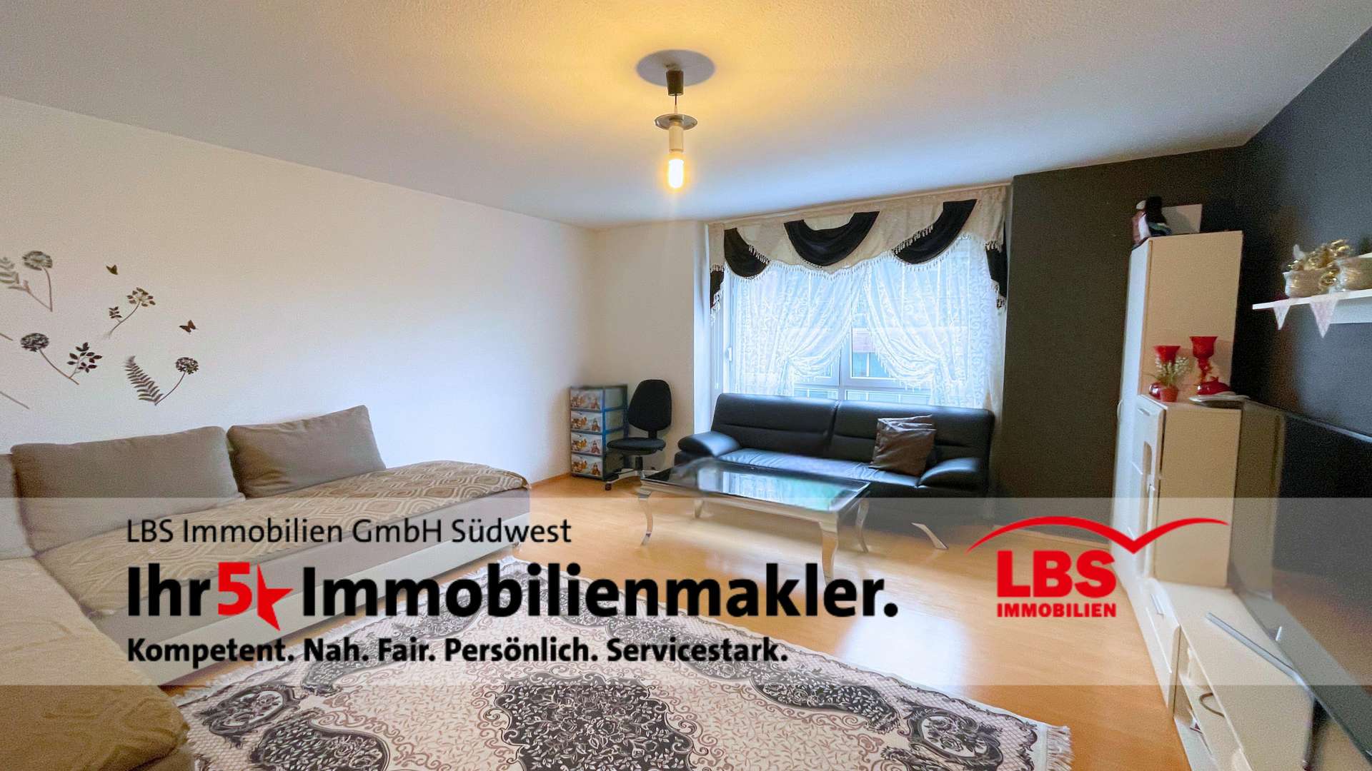 Wohnzimmer  - Etagenwohnung in 68159 Mannheim mit 84m² kaufen