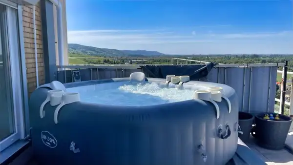 Moderne Eleganz trifft Hightech – Penthouse mit Weitblick & Smart Living