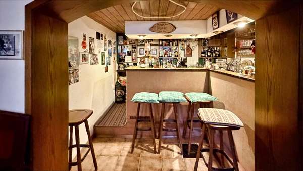 Bar Bar - Einfamilienhaus in 77694 Kehl mit 153m² kaufen