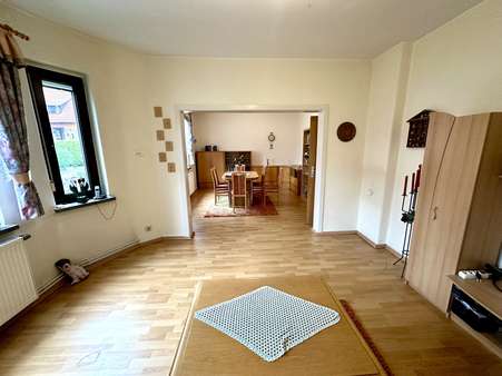 Wohnzimmmer - Einfamilienhaus in 36466 Dermbach mit 140m² kaufen