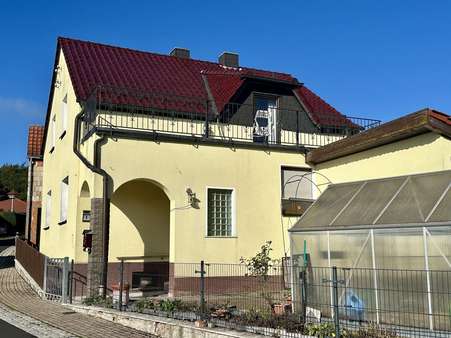 Ansicht von rechts - Einfamilienhaus in 36433 Bad Salzungen mit 100m² kaufen