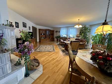 Wohnzimmer 1. OG - Einfamilienhaus in 99991 Unstrut-Hainich mit 217m² kaufen