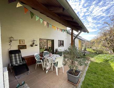 Terrasse - Doppelhaushälfte in 76571 Gaggenau mit 164m² kaufen