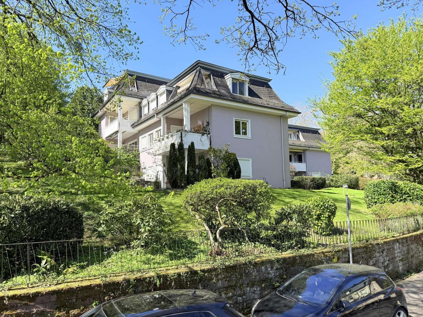 Außenansicht Außenansicht - Etagenwohnung in 76530 Baden-Baden mit 119m² kaufen
