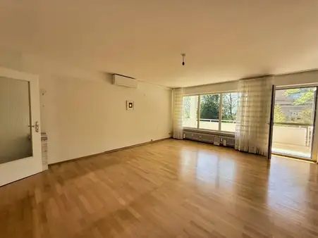 Exklusive Eigentumswohnung mit Panoramablick in Bestlage von Baden-Baden