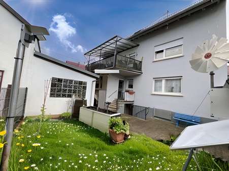 Rückansicht Haus Rückansicht Haus - Mehrfamilienhaus in 76571 Gaggenau mit 215m² kaufen