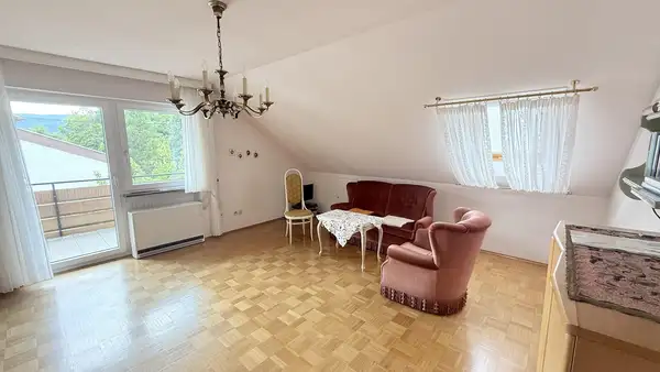 Charmante 2-Zimmer Wohnung mit Loggia und schönem Ausblick in Baden-Baden