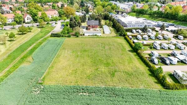 Landwirtschaftsfläche inklusive Landwirtschaftsfläche inklusive - Grundstück in 01139 Dresden mit 9204m² kaufen