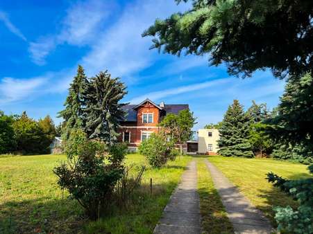 Zufahrt von Ost Zufahrt von Ost - Grundstück in 01139 Dresden mit 9204m² kaufen