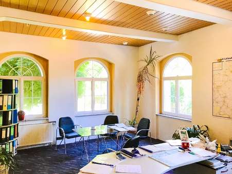Büro im EG - Villa in 01877 Bischofswerda mit 315m² kaufen