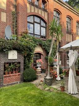 Von der Villa zur Terrasse - Villa in 02894 Reichenbach mit 2410m² kaufen