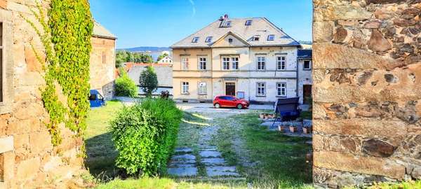 Wohnhaus von Nord - Mehrfamilienhaus in 01844 Neustadt mit 328m² kaufen