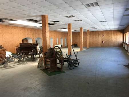 Halle 480 m² - Einkaufszentrum in 01877 Bischofswerda mit 1327m² kaufen