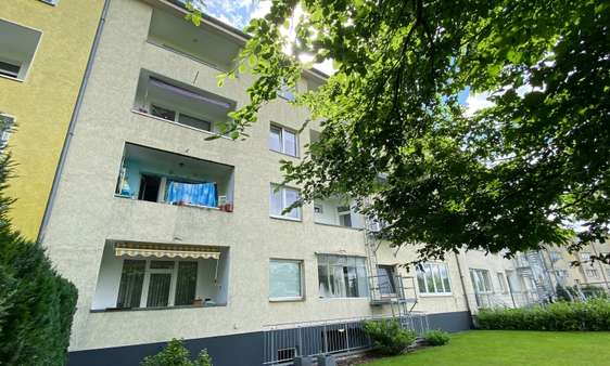 Rückansicht - Mehrfamilienhaus in 51103 Köln - Höhenberg mit 605m² als Kapitalanlage kaufen
