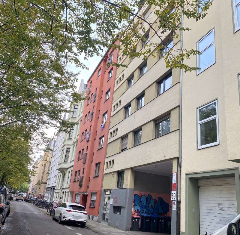 Straßenansicht - Etagenwohnung in 50677 Köln Neustadt-Süd mit 118m² kaufen