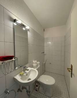 Gäste WC - Etagenwohnung in 50996 Köln - Rodenkirchen mit 82m² kaufen