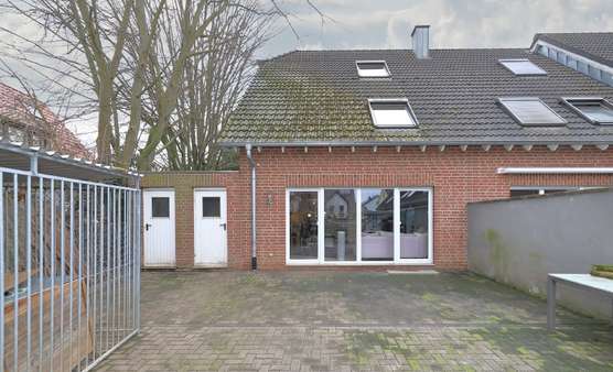Hausansicht Rückseite - Reihenendhaus in 53347 Alfter - Oedekoven mit 132m² kaufen