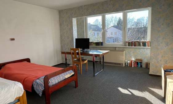 Zimmer Obergeschoss - Reihenendhaus in 50829 Köln - Volgelsang mit 215m² kaufen