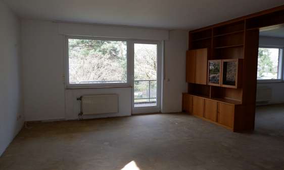 Wohnzimmer - Etagenwohnung in 51069 Köln - Dellbrück mit 112m² kaufen