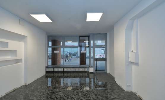 Laden - Zins in 51143 Köln - Porz mit 110m² kaufen