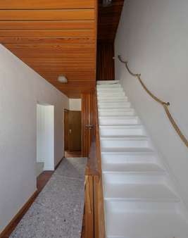 Treppenhaus - Mehrfamilienhaus in 50679 Köln - Deutz mit 192m² als Kapitalanlage kaufen