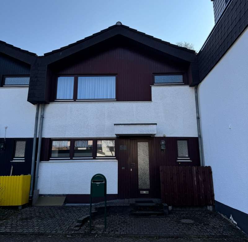 Vorderansicht - Reihenmittelhaus in 50859 Köln - Lövenich mit 125m² kaufen