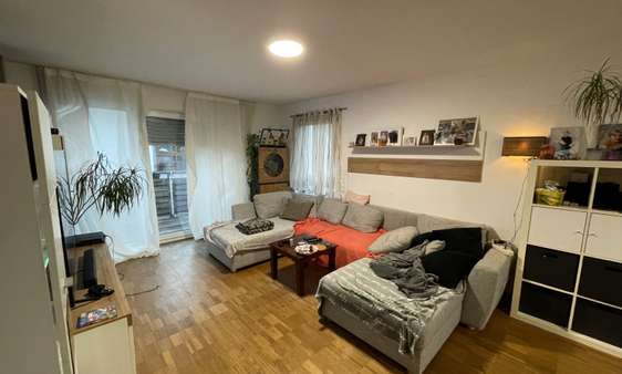 Wohnzimmer - Etagenwohnung in 51149 Köln - Porz-Ensen mit 91m² kaufen