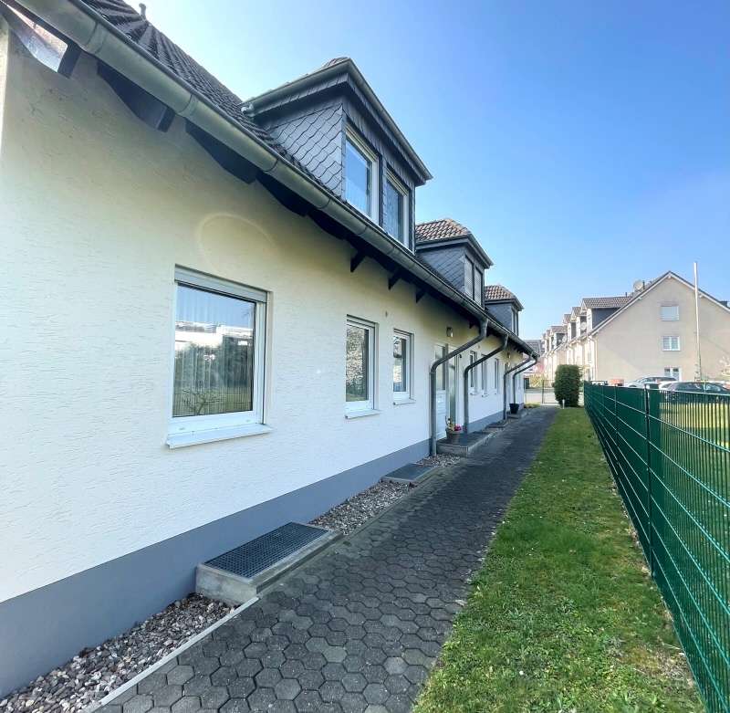 Vorderansicht - Etagenwohnung in 53842 Troisdorf - Spich mit 100m² als Kapitalanlage kaufen