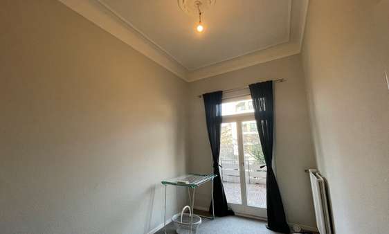 Zimmer - Etagenwohnung in 53111 Bonn - Zentrum mit 86m² kaufen